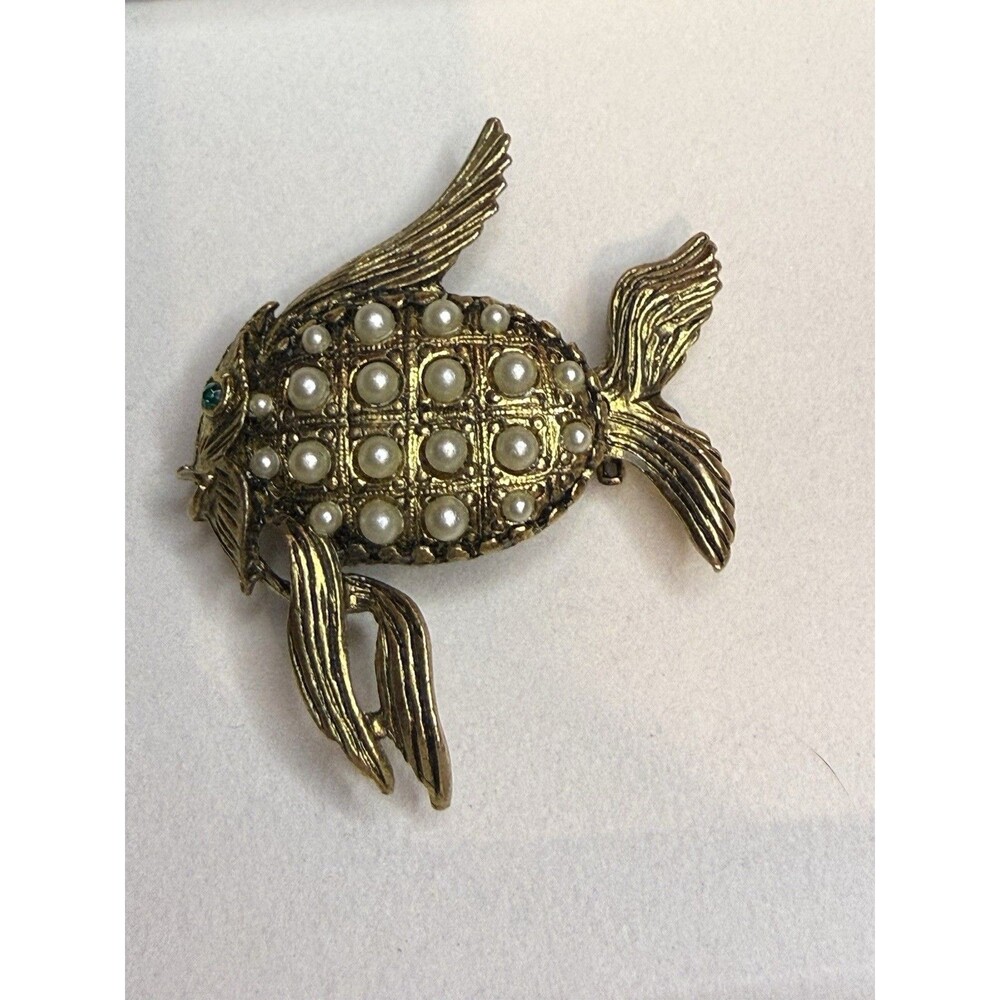 Gold Tone Faux Pearl  Fish Pin Brooch